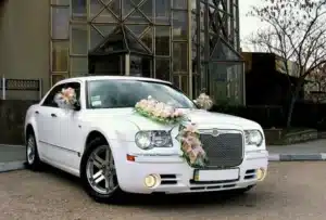 Read more about the article 7 Mistakes to Avoid When Booking Car Rental for Wedding