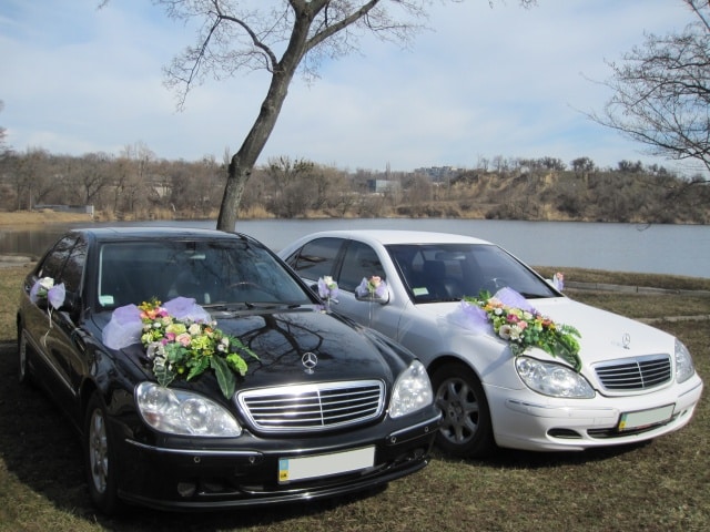 You are currently viewing How to Choose the Perfect Wedding Car for Your Style